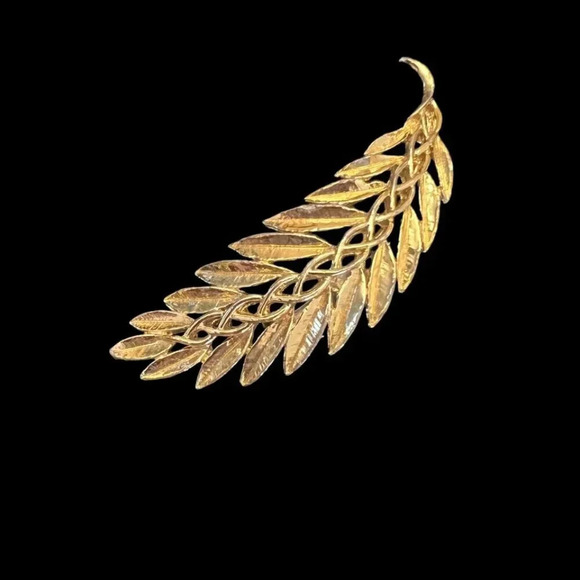 Vintage 60s-70s Textured Leaf Brooch Pin Gold Tone - Picture 4 of 4